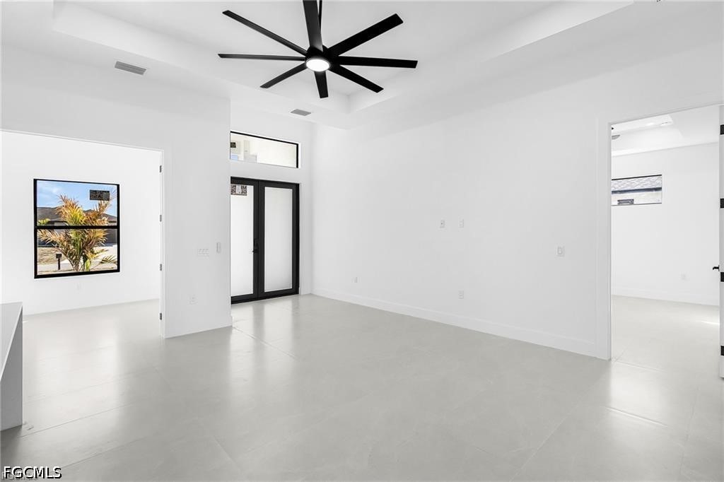 4 Bed SingleFamilyResidence for Sale in Cape Coral, photo 8