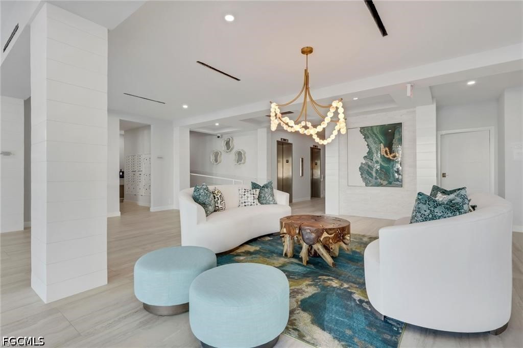 1 Bed Waterfront Home for Sale in Naples, photo 8