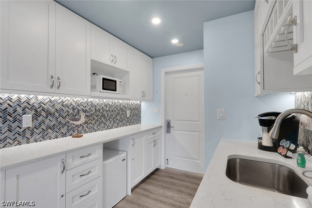 Waterfront Home for Sale in Cove Inn, photo 8