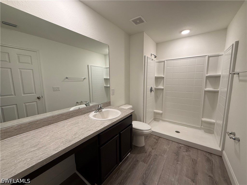 3 Bed SingleFamilyResidence for Sale in North Port, photo 8