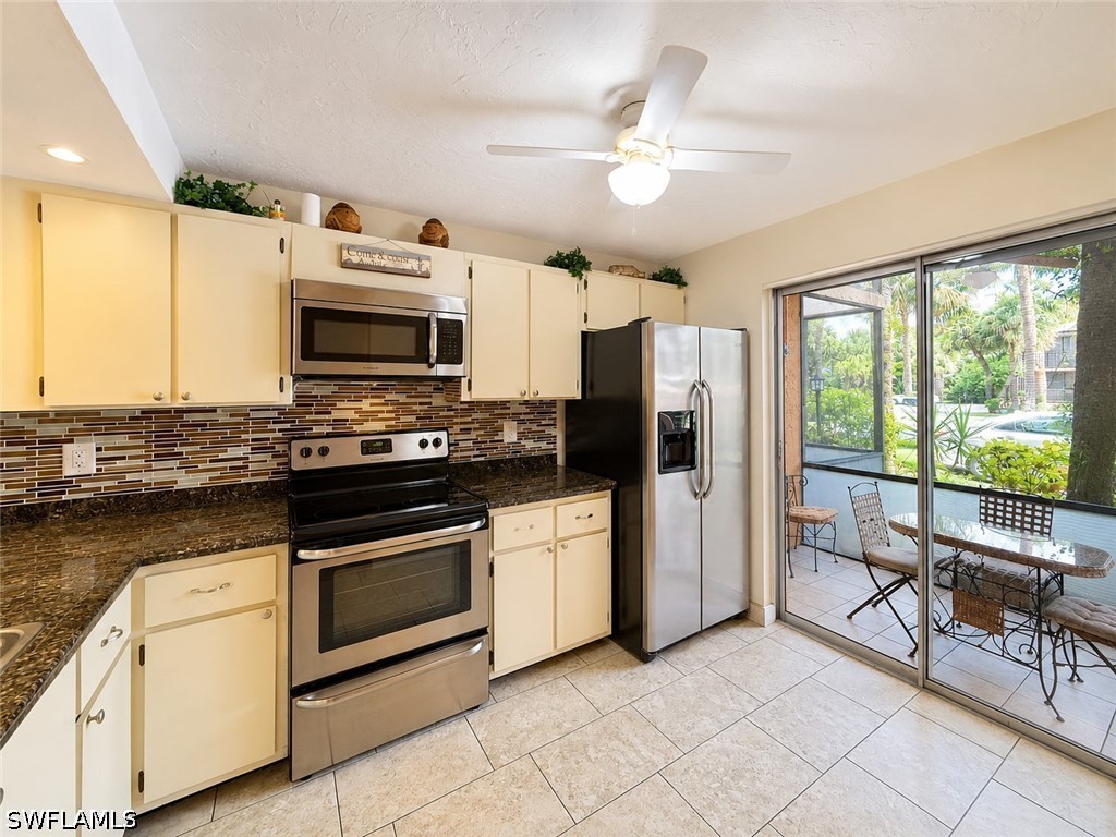 2 Bed Condominium for Sale in Winterpark, photo 8