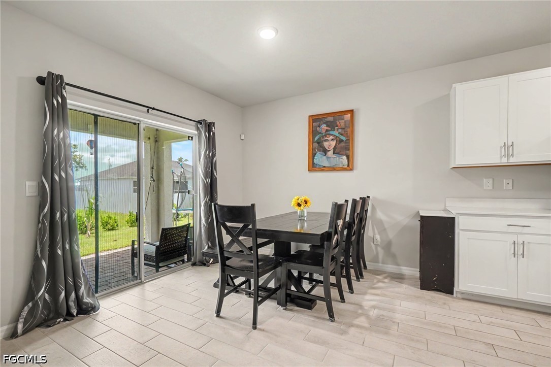 4 Bed SingleFamilyResidence for Sale in Cape Coral, photo 8