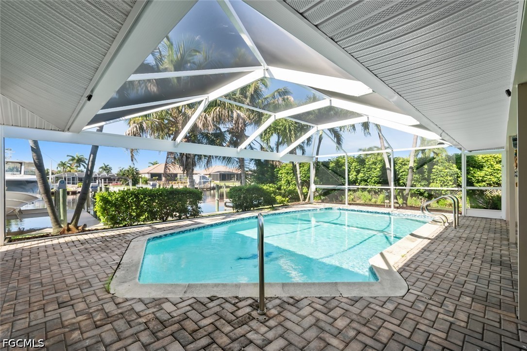 3 Bed Pool Home for Sale in Cape Coral, photo 8