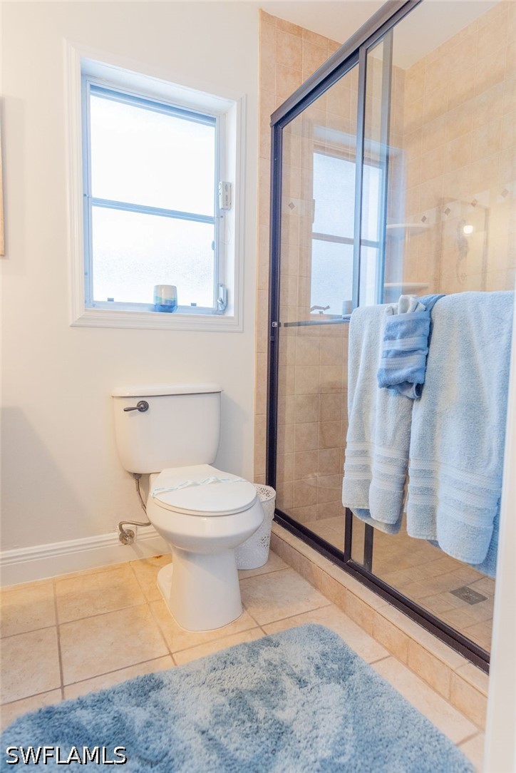 3 Bed Pool Home for Sale in Naples Park, photo 8