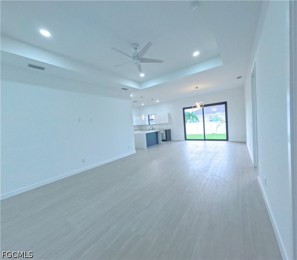 4 Bed SingleFamilyResidence for Sale in Cape Coral, photo 8
