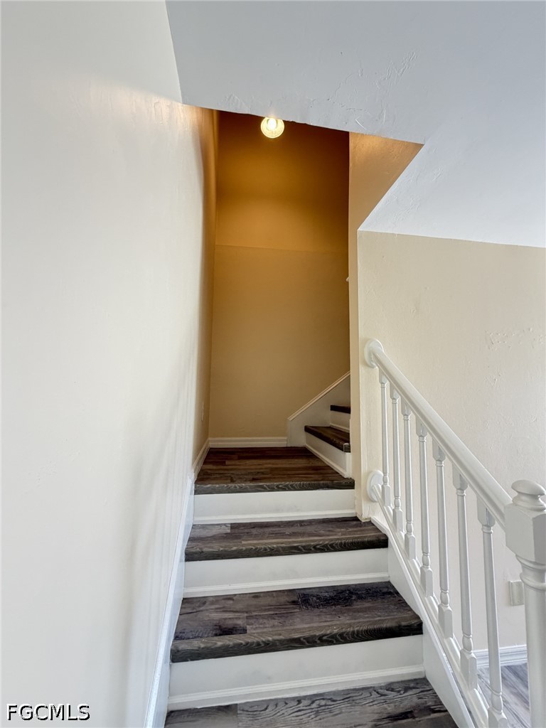 2 Bed Condominium for Sale in Cape Coral, photo 8