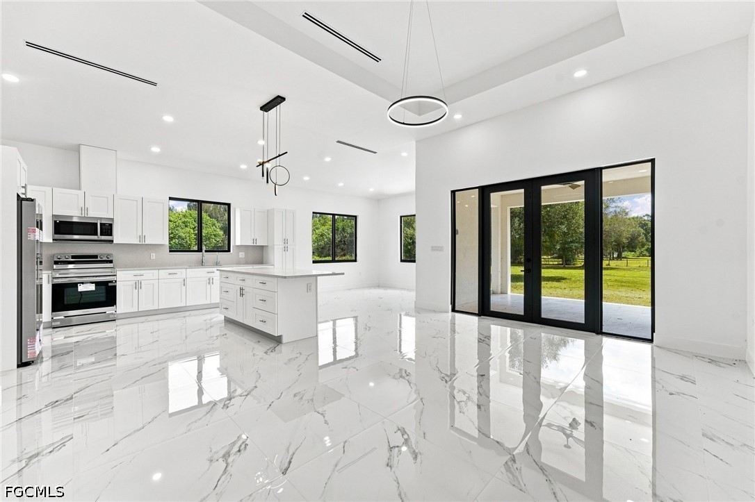 4 Bed SingleFamilyResidence for Sale in Clewiston, photo 8