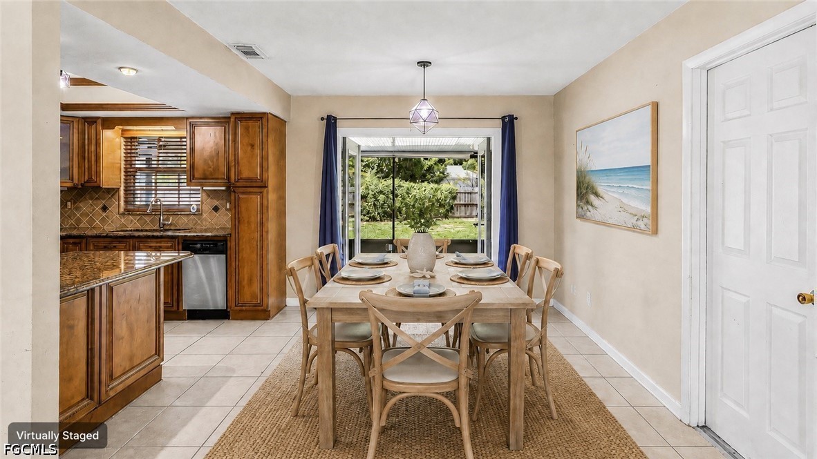 3 Bed SingleFamilyResidence for Sale in Fort Myers, photo 8