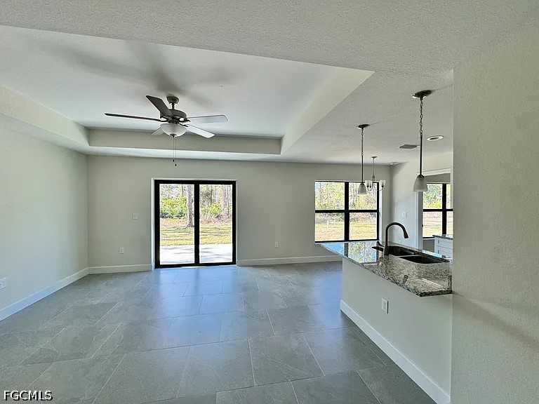 3 Bed SingleFamilyResidence for Sale in Lehigh Acres, photo 8