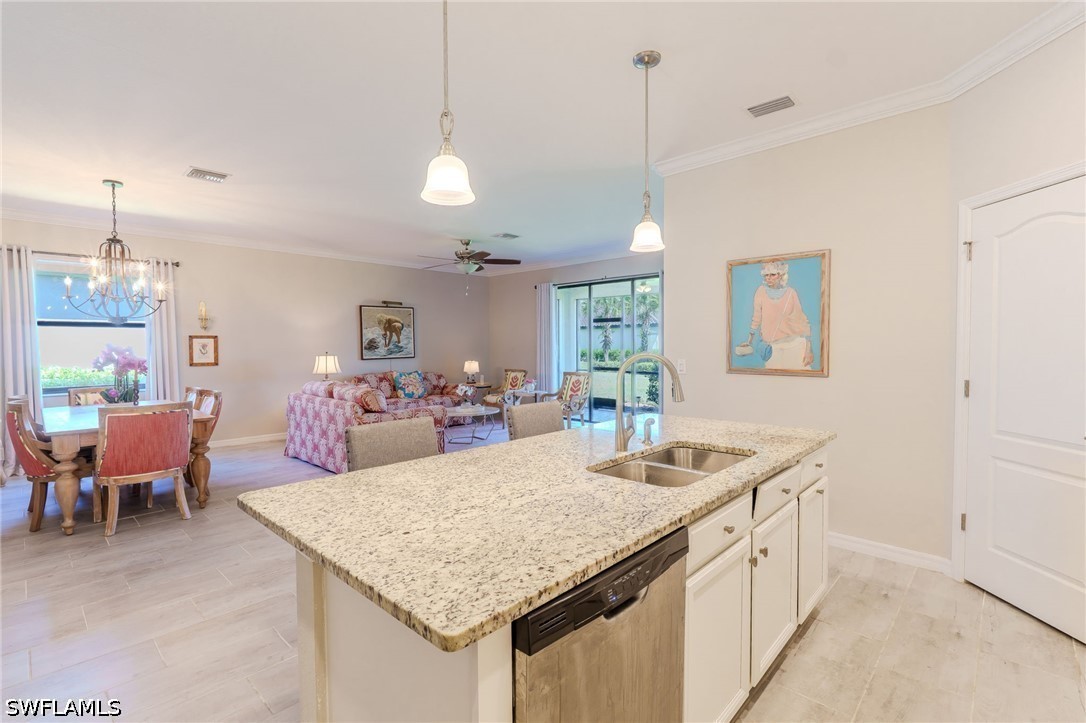 3 Bed SingleFamilyResidence for Sale in Estero, photo 8