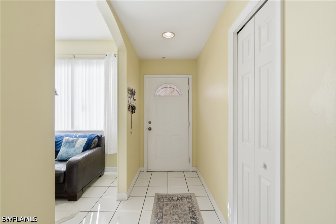 2 Bed Condominium for Sale in Naples, photo 8