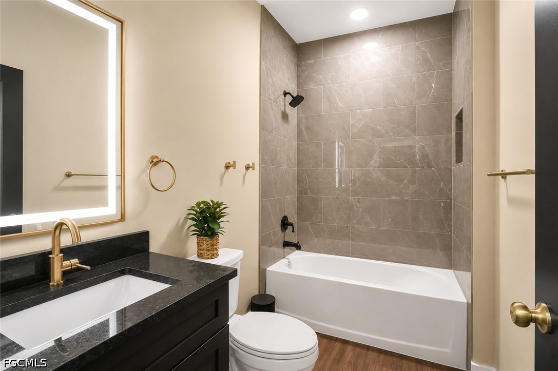 3 Bed SingleFamilyResidence for Sale in Port Labelle, photo 8
