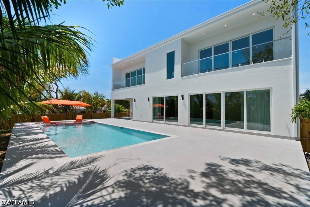 5 Bed Pool Home for Sale in Marco Beach, photo 8