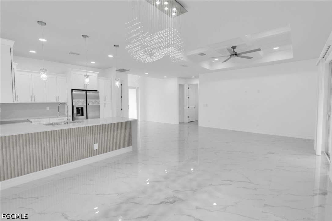 3 Bed SingleFamilyResidence for Sale in Lehigh Acres, photo 8