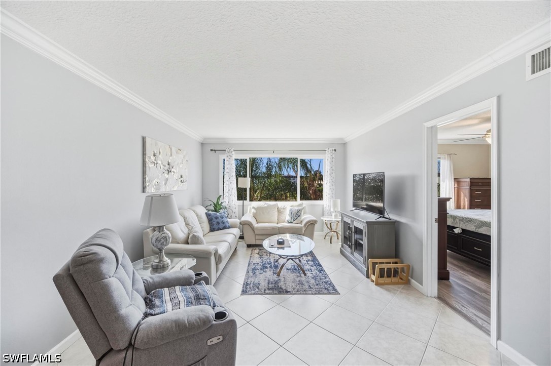 2 Bed Waterfront Home for Sale in Naples, photo 8