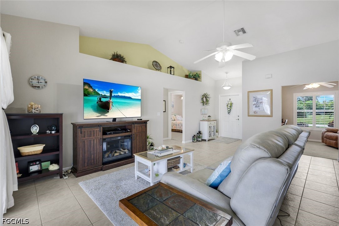 3 Bed Pool Home for Sale in Cape Coral, photo 8