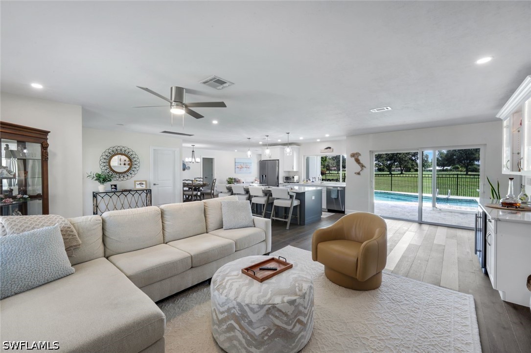 3 Bed Pool Home for Sale in Tierra Del Sol, photo 8