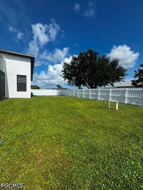 4 Bed SingleFamilyResidence for Sale in Cape Coral, photo 8