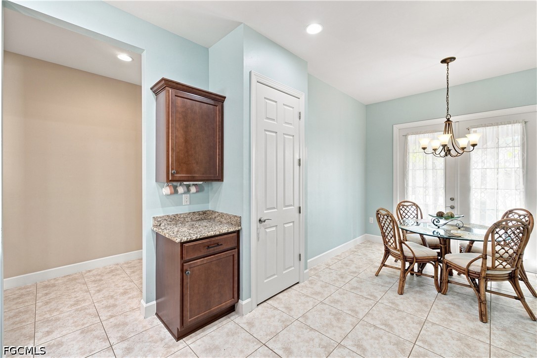 3 Bed Pool Home for Sale in Somerset, photo 8