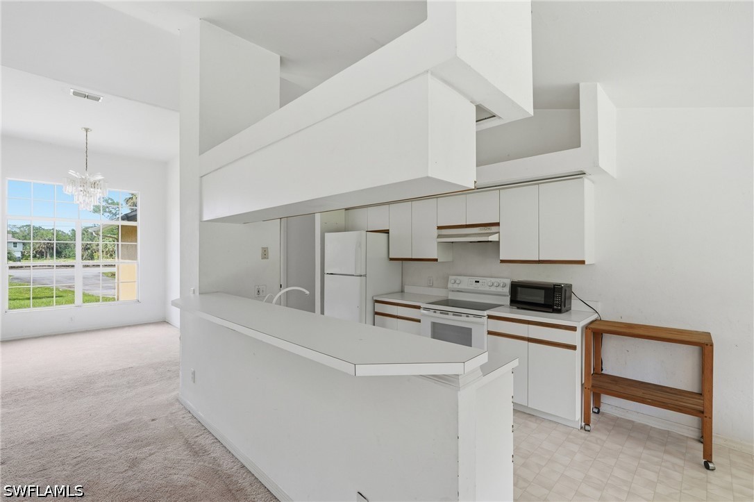 3 Bed SingleFamilyResidence for Sale in Naples, photo 8
