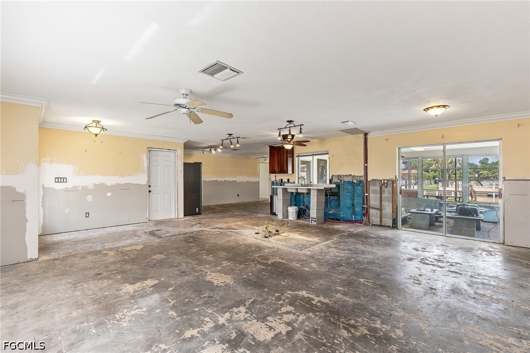3 Bed Pool Home for Sale in Cape Coral, photo 8
