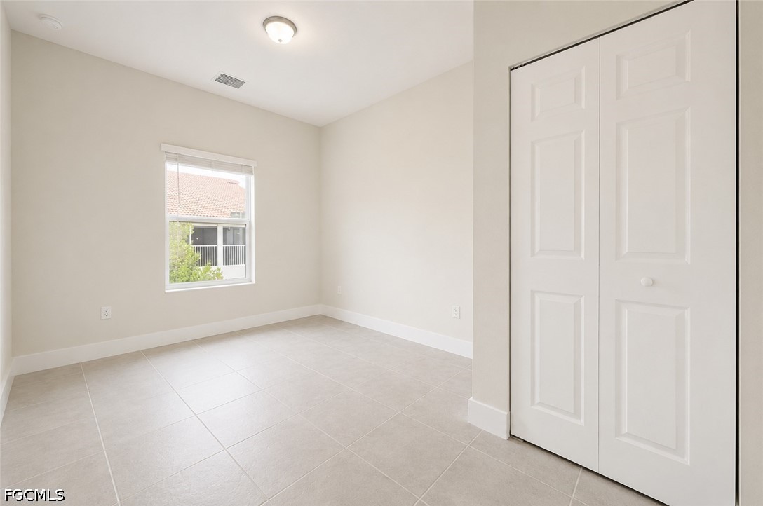 2 Bed Condominium for Sale in Cape Coral, photo 8