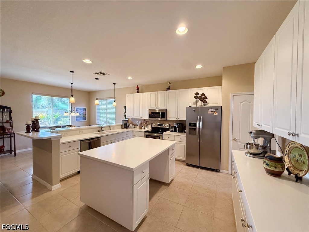 5 Bed SingleFamilyResidence for Sale in Santa Barbara, photo 8
