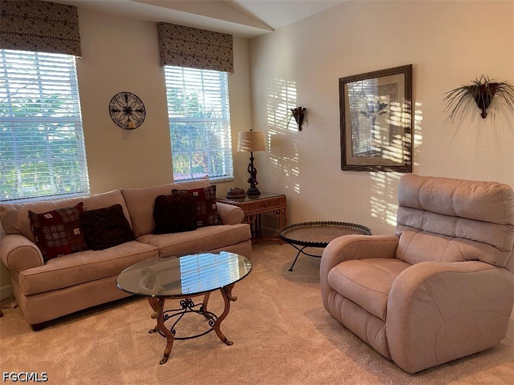 2 Bed Condominium for Sale in Crown Colony, photo 8