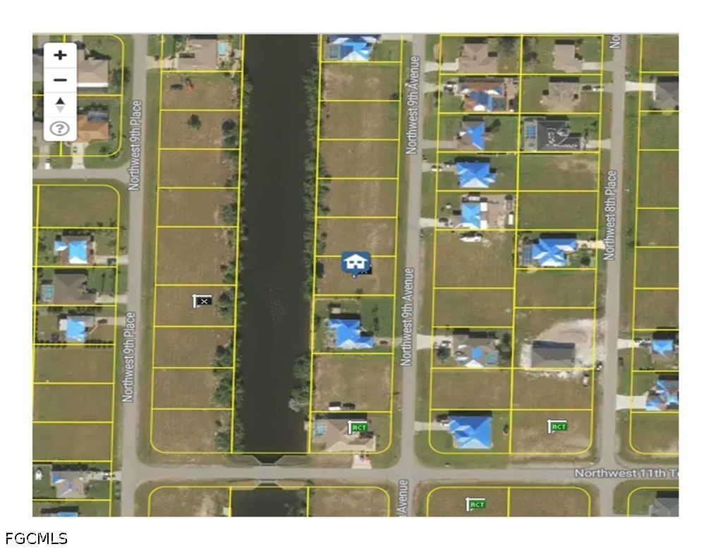 Waterfront Home for Sale in Cape Coral, photo 8
