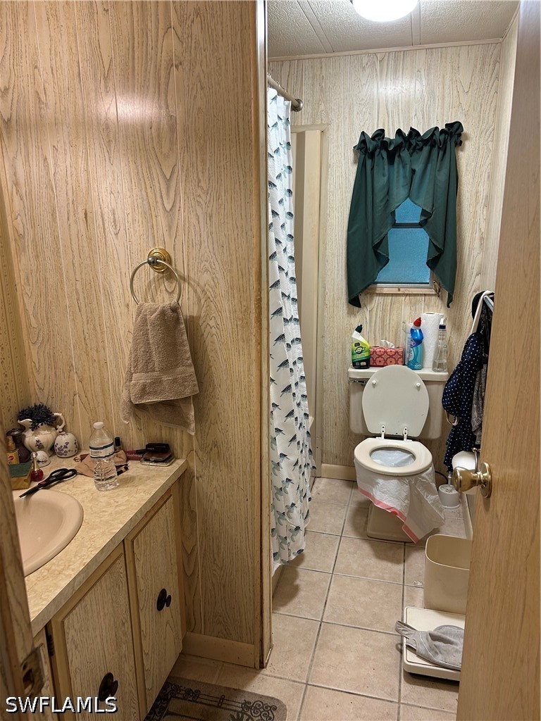 2 Bed ManufacturedHome for Sale in Naples, photo 8