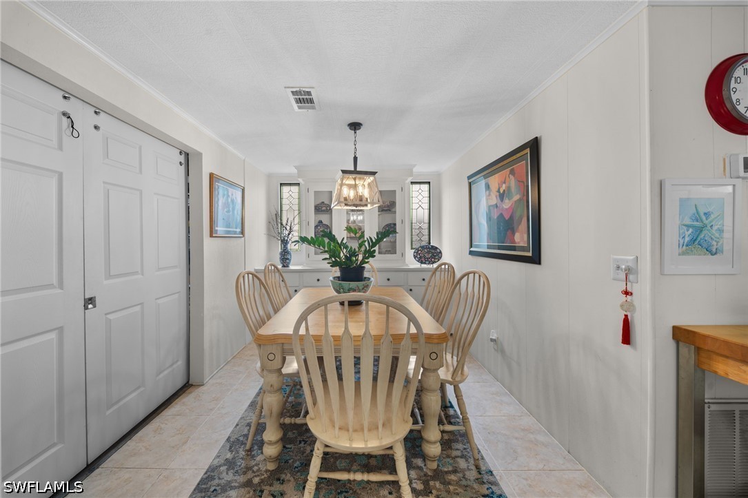 2 Bed ManufacturedHome for Sale in Naples, photo 8