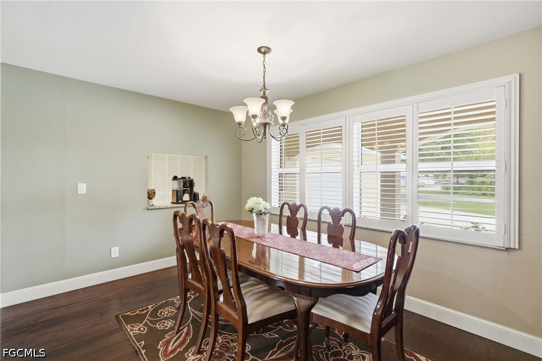 3 Bed SingleFamilyResidence for Sale in Fort Myers, photo 8