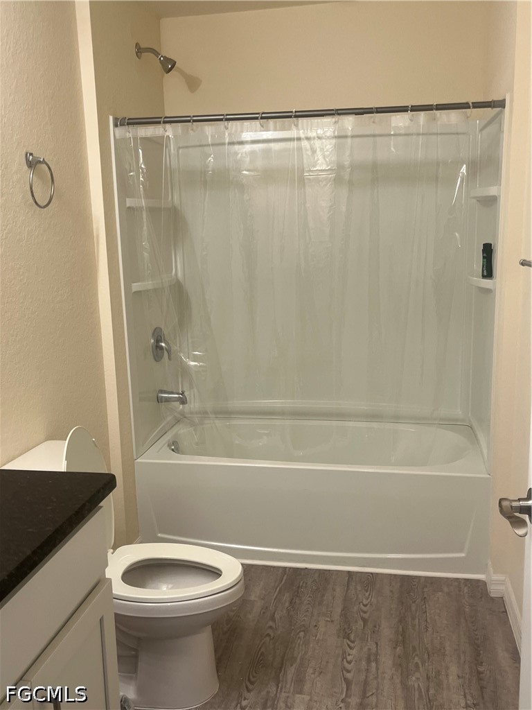 2 Bed SingleFamilyResidence for Sale in Labelle, photo 8