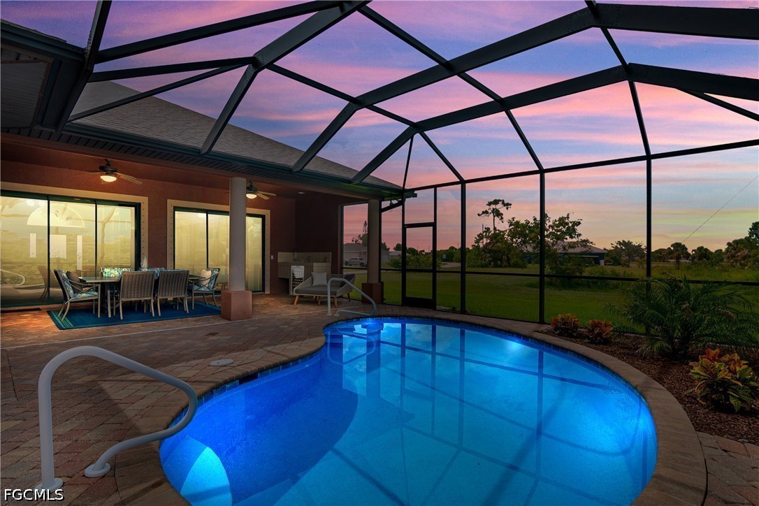 3 Bed Pool Home for Sale in Cape Coral, photo 8