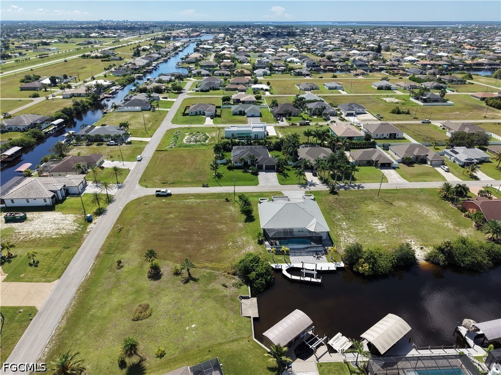 Waterfront Home for Sale in Cape Coral, photo 8