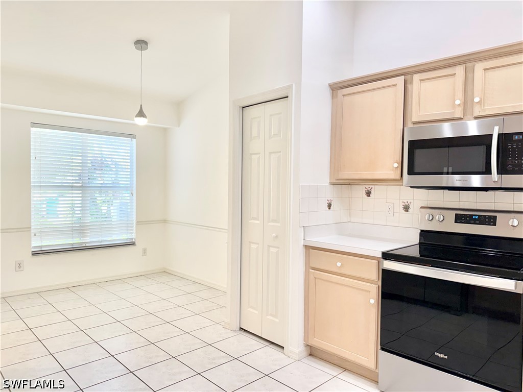 3 Bed Attached for Sale in Walden Shores, photo 8