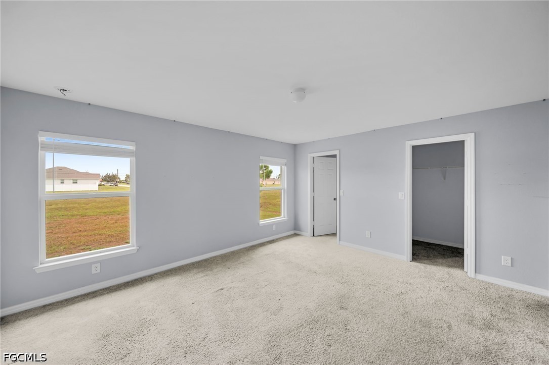 4 Bed SingleFamilyResidence for Sale in Cape Coral, photo 8