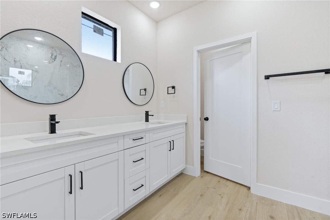 4 Bed SingleFamilyResidence for Sale in Lehigh Acres, photo 8