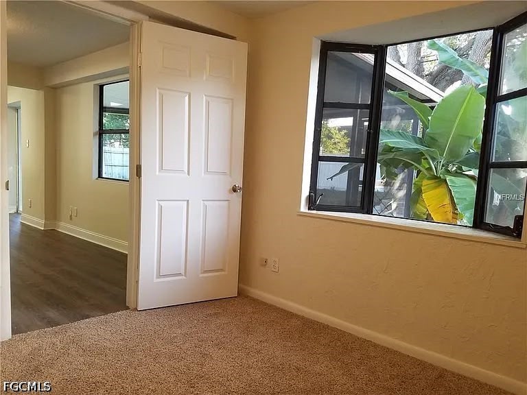 3 Bed SingleFamilyResidence for Sale in Acreage Header, photo 8