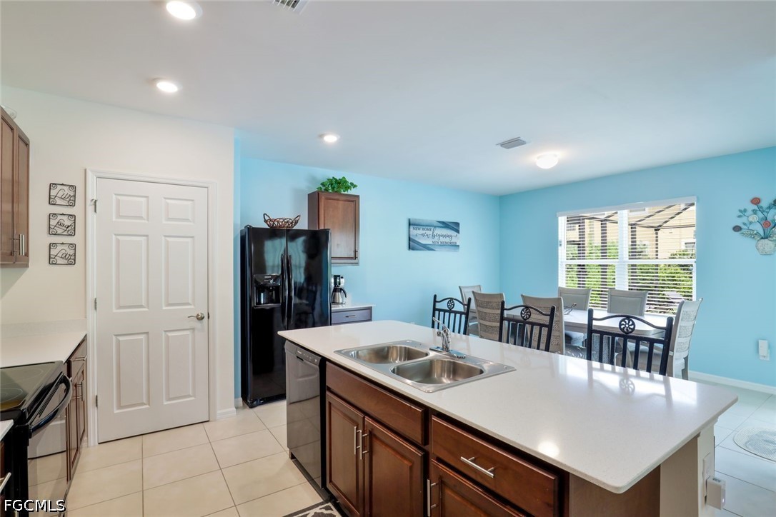 4 Bed Pool Home for Sale in Cape Coral, photo 8