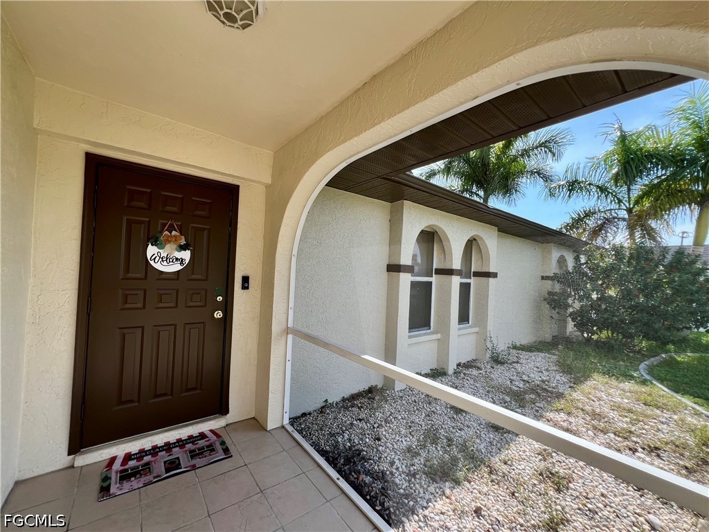 3 Bed SingleFamilyResidence for Sale in Cape Coral, photo 8