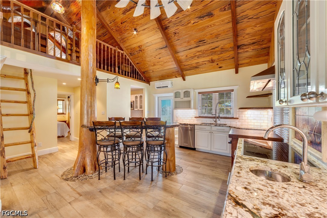 4 Bed Pool Home for Sale in Not Applicable, photo 8