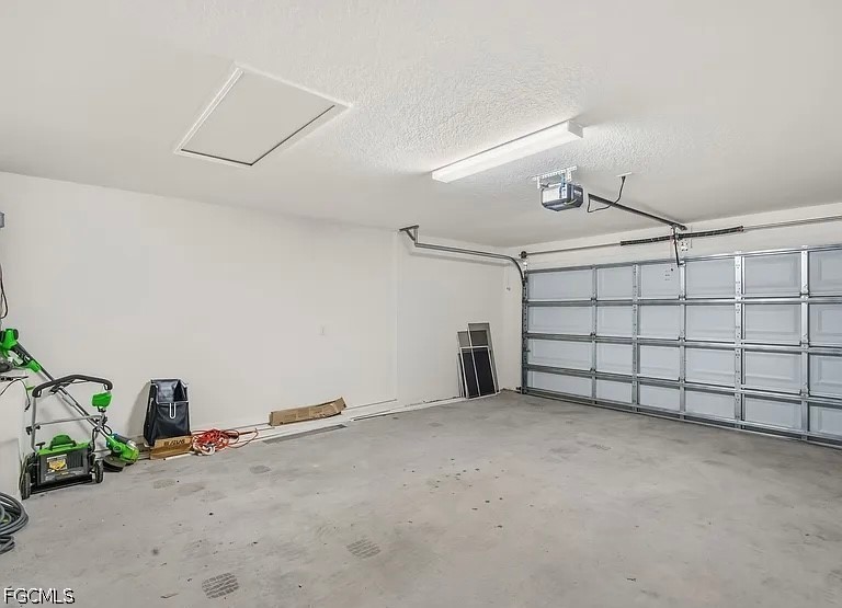 3 Bed SingleFamilyResidence for Sale in Riverview, photo 8