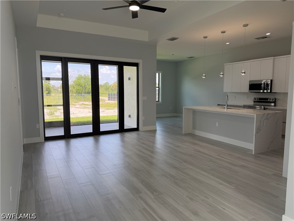 2 Bed SingleFamilyResidence for Sale in Naples, photo 8