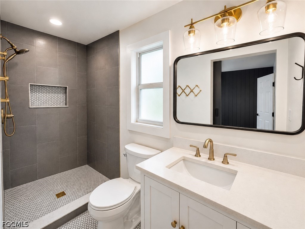 4 Bed Pool Home for Sale in Cape Coral, photo 8