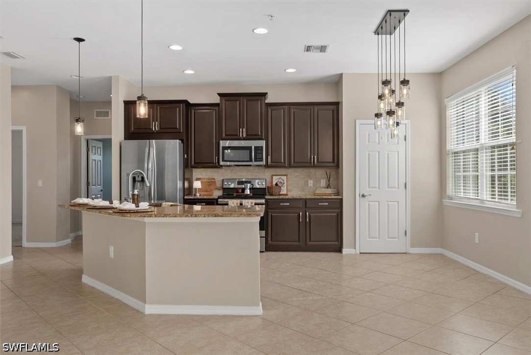 3 Bed Condominium for Sale in Fort Myers, photo 8