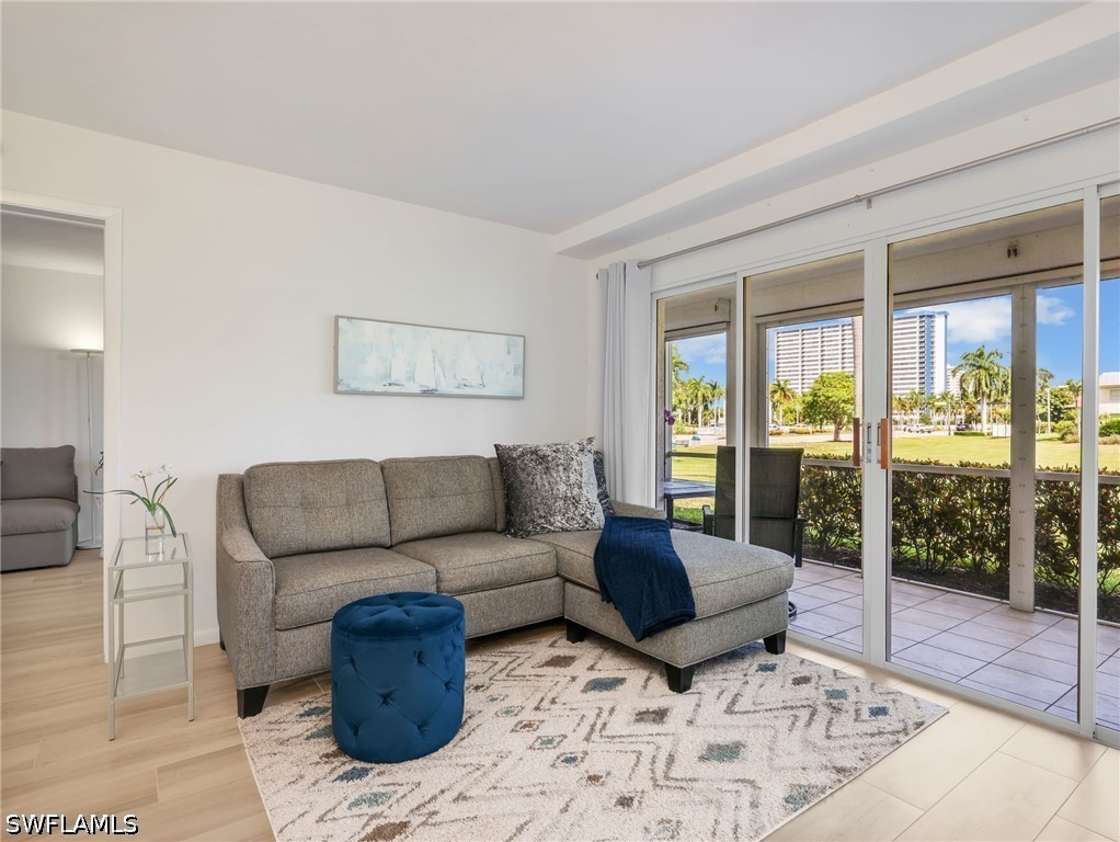 2 Bed Condominium for Sale in Sands Of Marco, photo 8