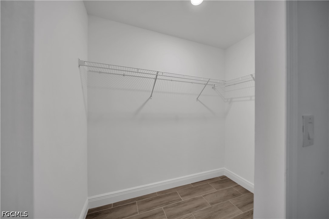 6 Bed Duplex for Sale in Fort Myers, photo 8