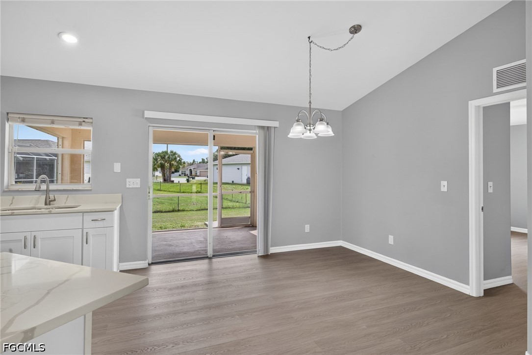 3 Bed SingleFamilyResidence for Sale in Lehigh Acres, photo 8