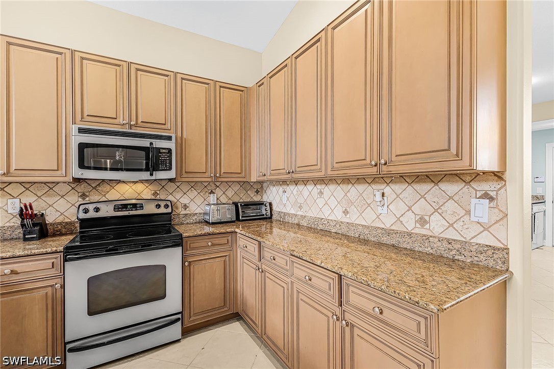3 Bed Waterfront Home for Sale in Naples, photo 8